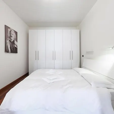 Primopiano - Torelli Apartament *