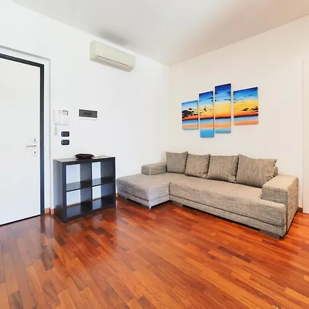 Primopiano - Torelli Apartmán Milán